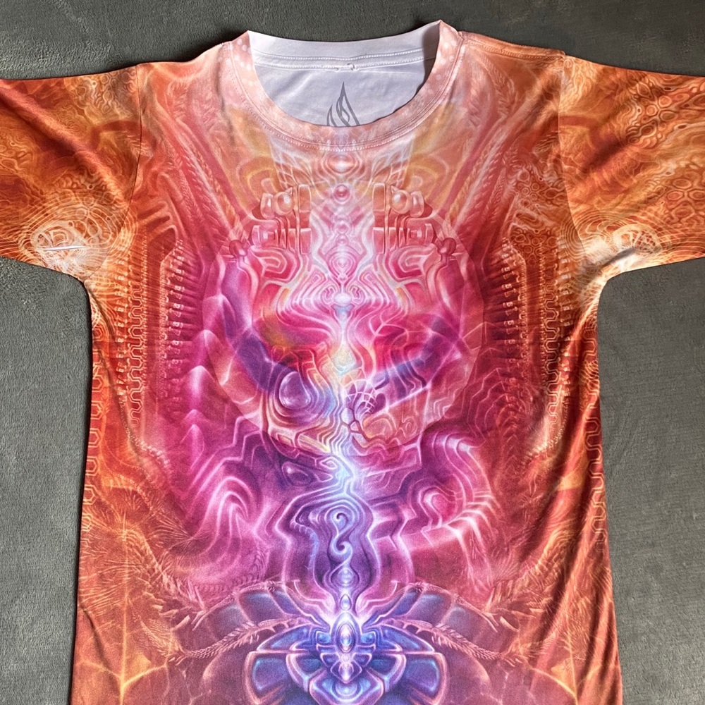 Theryda trippy festival shirt 🏵